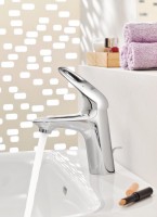 Grohe Eurostyle mosdócsaptelep, lyukas fogantyús, húzórudas leeresztővel 33558003