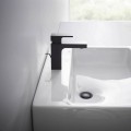 Hansgrohe Vernis Shape 100 mosdócsaptelep, automata leeresztővel, matt fekete